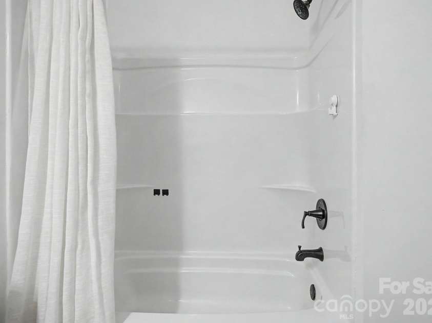 300 Green Meadow Lane, Mars Hill, NC 28754.  MLS# CAR4390435, YatesRealty ID 30681. 