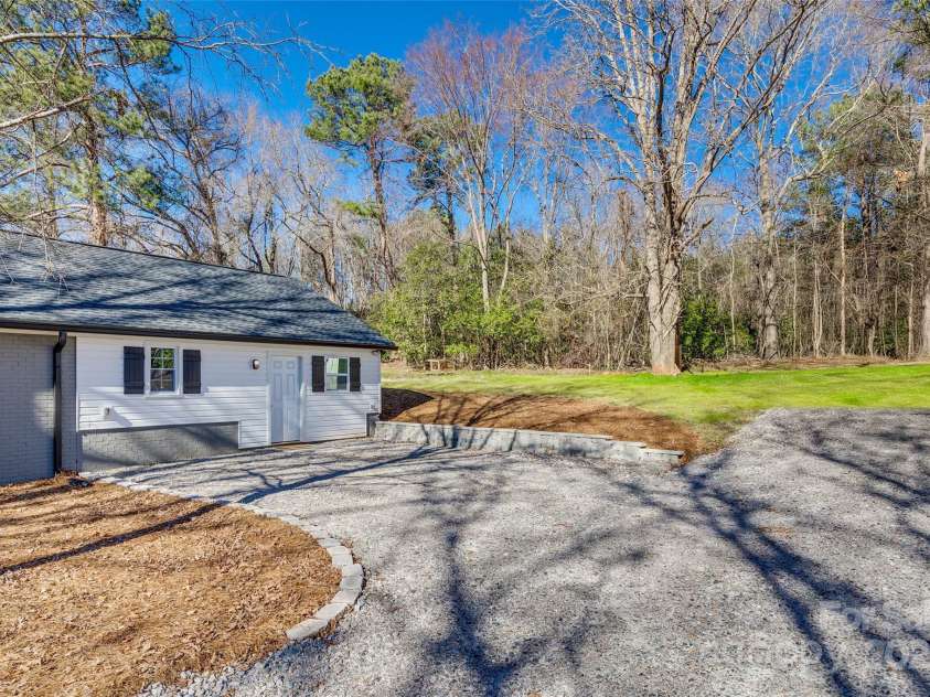 2478 Stribling Circle, Lancaster, SC 29720.  MLS# CAR4221025, YatesRealty ID 30682. 