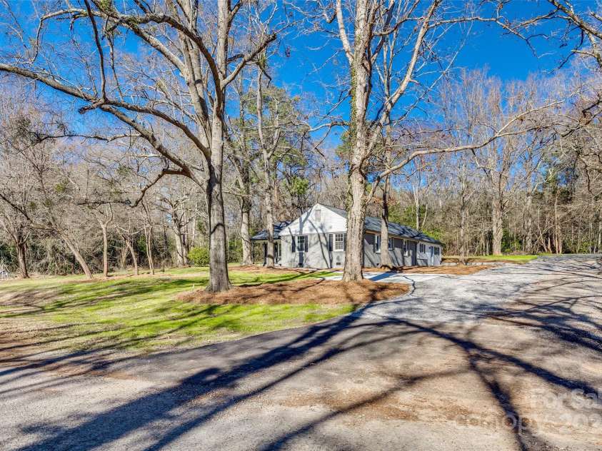 2478 Stribling Circle, Lancaster, SC 29720.  MLS# CAR4221025, YatesRealty ID 30682. 