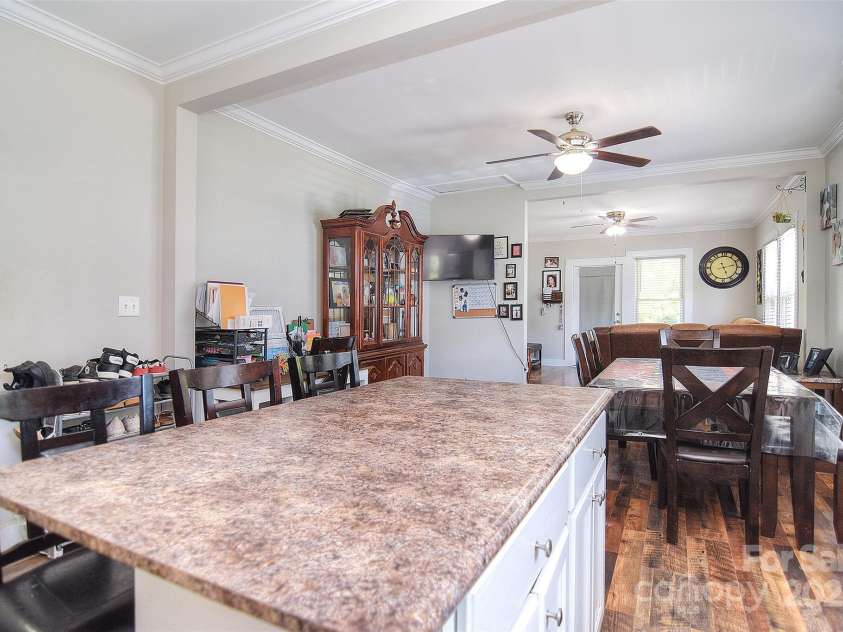 502 Allison Street, Concord, NC 28025.  MLS# CAR4277299, YatesRealty ID 30687. 