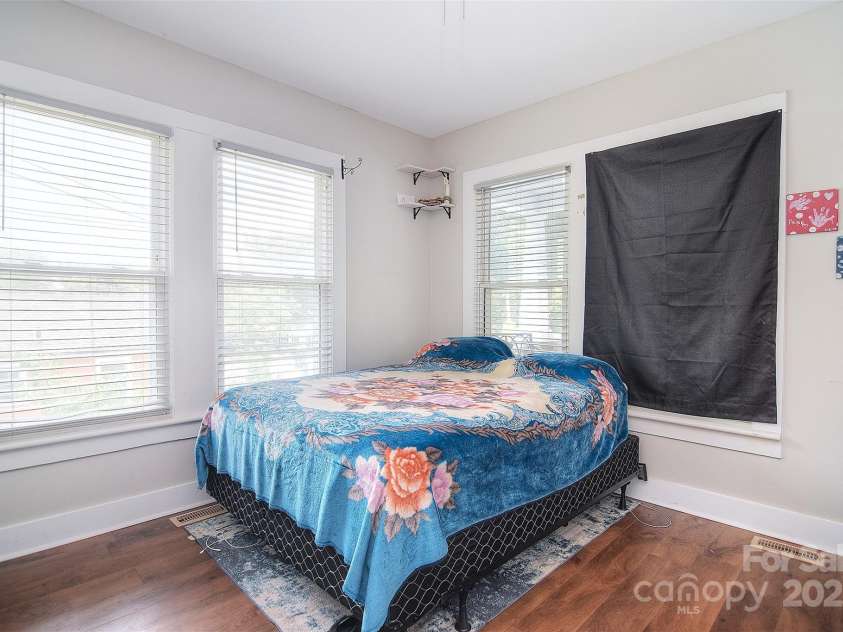 502 Allison Street, Concord, NC 28025.  MLS# CAR4277299, YatesRealty ID 30687. 