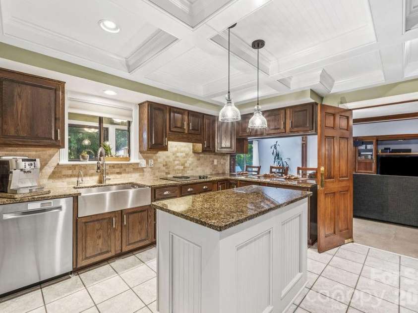 8418 Pine Hill Road, Mint Hill, NC 28227.  MLS# CAR4392201, YatesRealty ID 30687. 