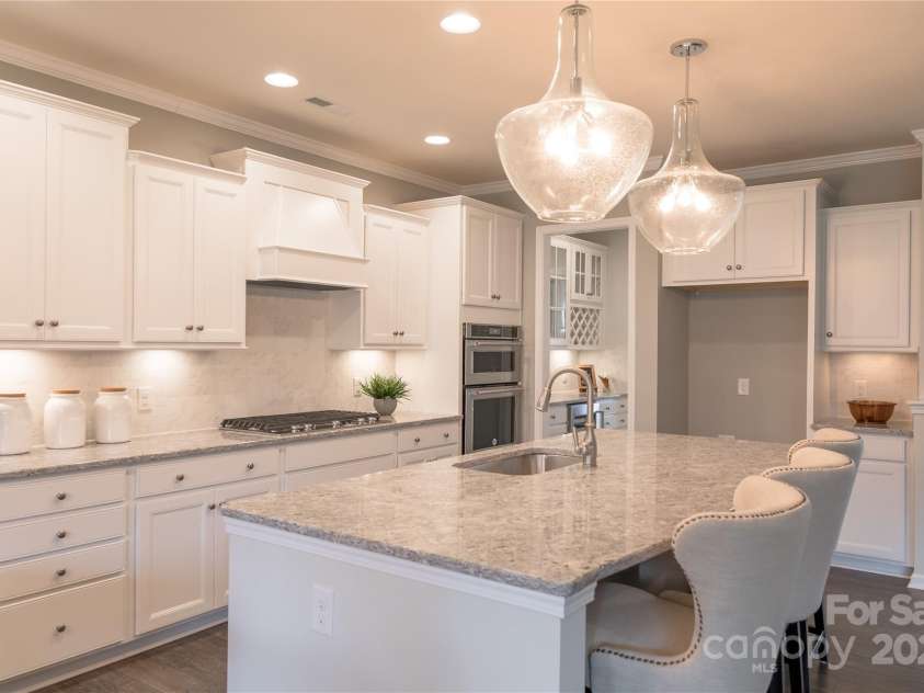 13936 Penbury Lane, Charlotte, NC 28278.  MLS# CAR4287349, YatesRealty ID 30689. Representative Photo Only