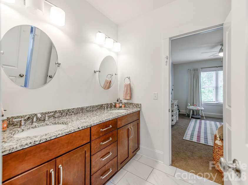 1805 Mecklenburg Avenue, Charlotte, NC 28205.  MLS# CAR4388101, YatesRealty ID 30689. 