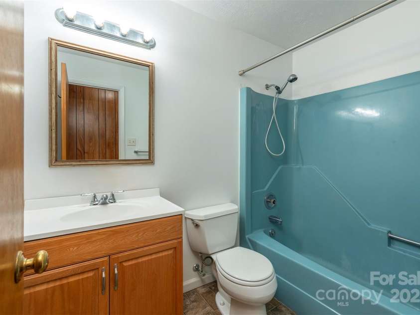 332 & 333 Richmond Avenue, Swannanoa, NC 28778.  MLS# CAR4329559, YatesRealty ID 3069. 