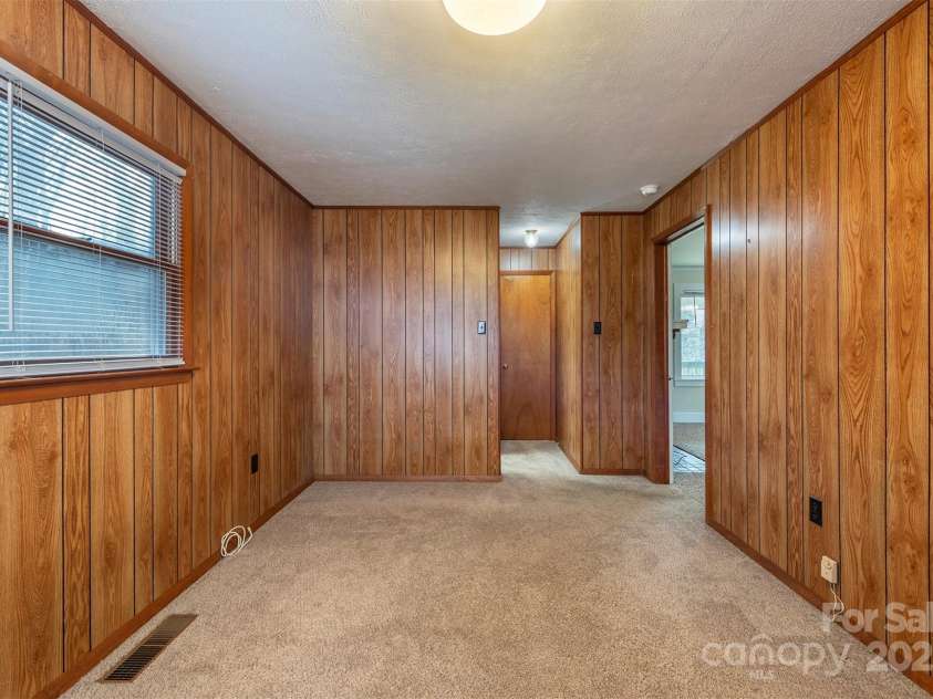 332 & 333 Richmond Avenue, Swannanoa, NC 28778.  MLS# CAR4329559, YatesRealty ID 3069. 