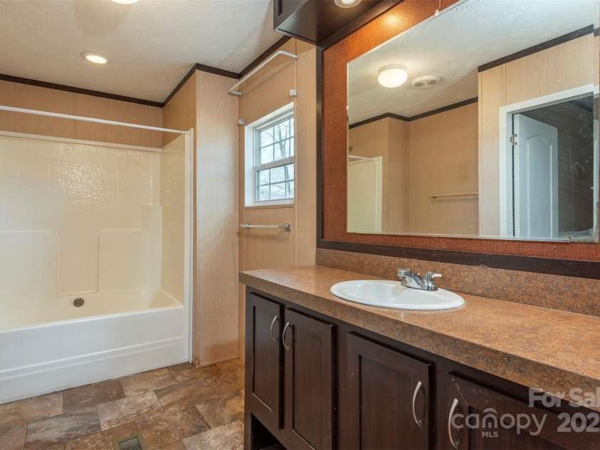 332 & 333 Richmond Avenue, Swannanoa, NC 28778.  MLS# CAR4329559, YatesRealty ID 3069. 