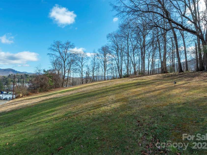 332 & 333 Richmond Avenue, Swannanoa, NC 28778.  MLS# CAR4329559, YatesRealty ID 3069. 