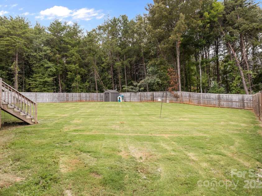 5528 Little Mountain Road, Gastonia, NC 28056.  MLS# CAR4298301, YatesRealty ID 30691. 