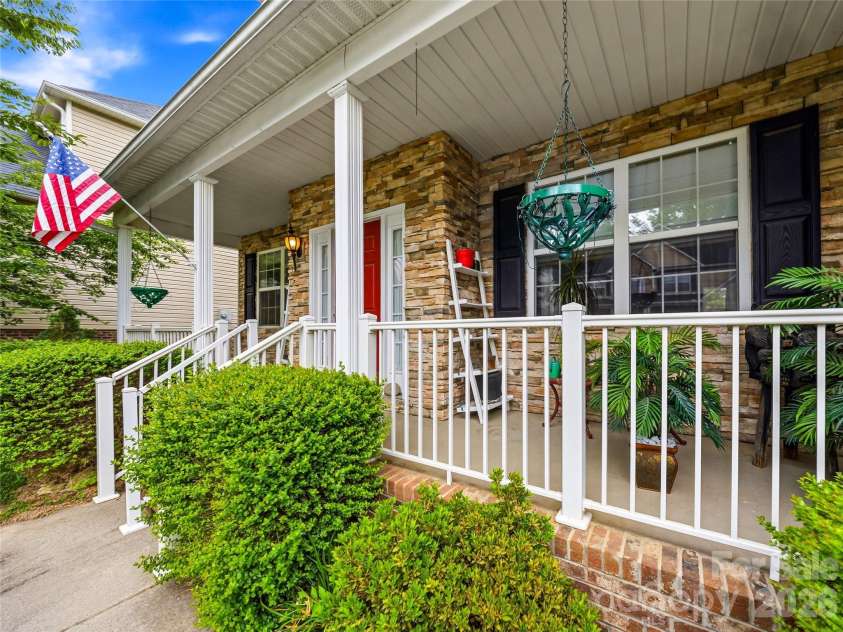 6 Dansford Lane, Arden, NC 28704.  MLS# CAR4392171, YatesRealty ID 30691. 