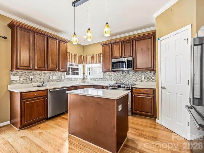 6 Dansford Lane, Arden, NC 28704.  MLS# CAR4392171, YatesRealty ID 30691. 