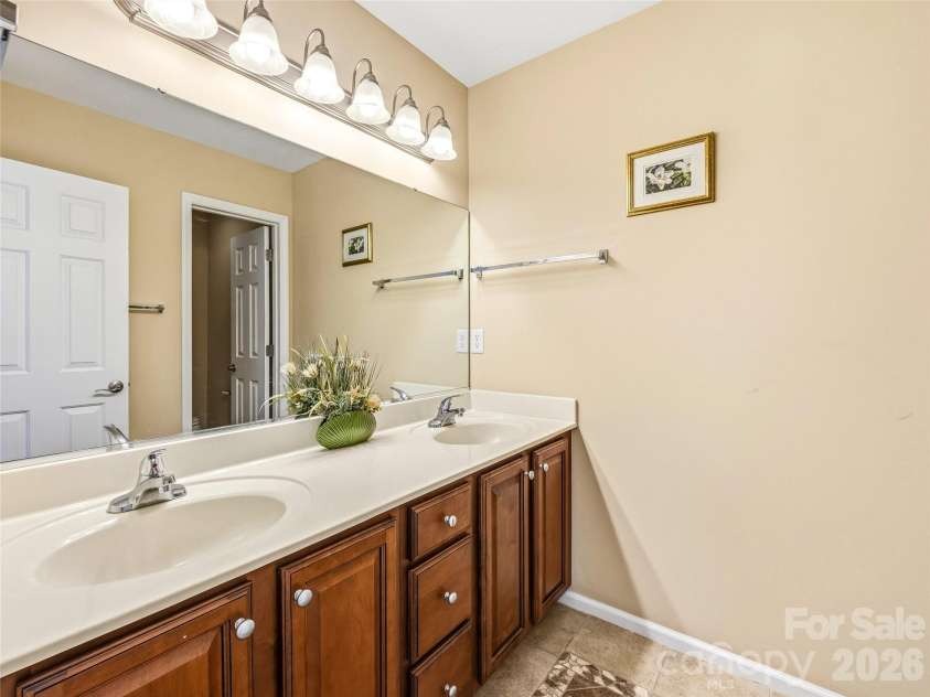 6 Dansford Lane, Arden, NC 28704.  MLS# CAR4392171, YatesRealty ID 30691. 