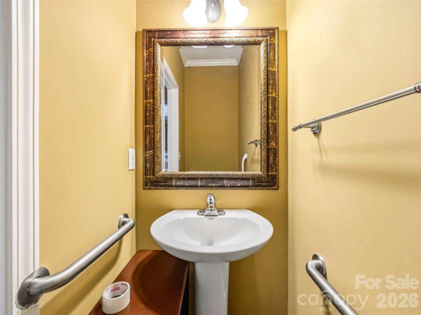6 Dansford Lane, Arden, NC 28704.  MLS# CAR4392171, YatesRealty ID 30691. 