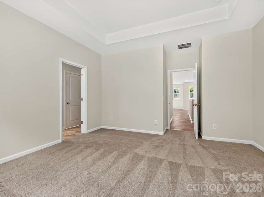 6573 Fire Lily Lane, Charlotte, NC 28216.  MLS# CAR4385669, YatesRealty ID 30692. 