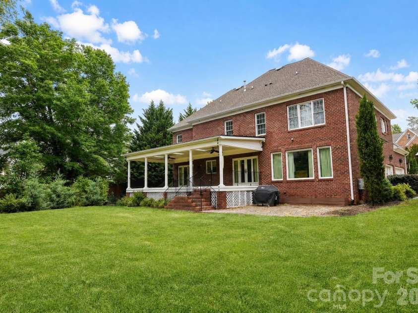 880 Hickory Stick Drive, Fort Mill, SC 29715.  MLS# CAR4379413, YatesRealty ID 30693. 