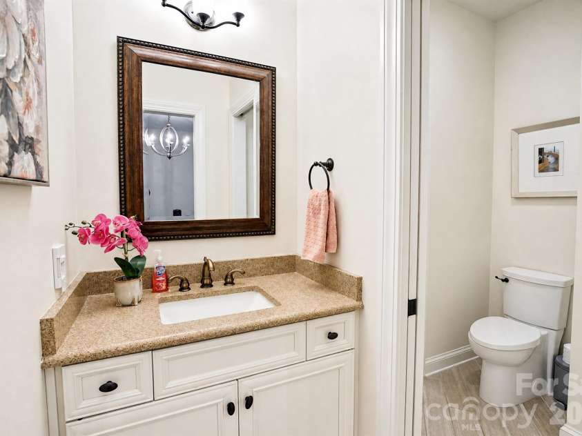 880 Hickory Stick Drive, Fort Mill, SC 29715.  MLS# CAR4379413, YatesRealty ID 30693. 
