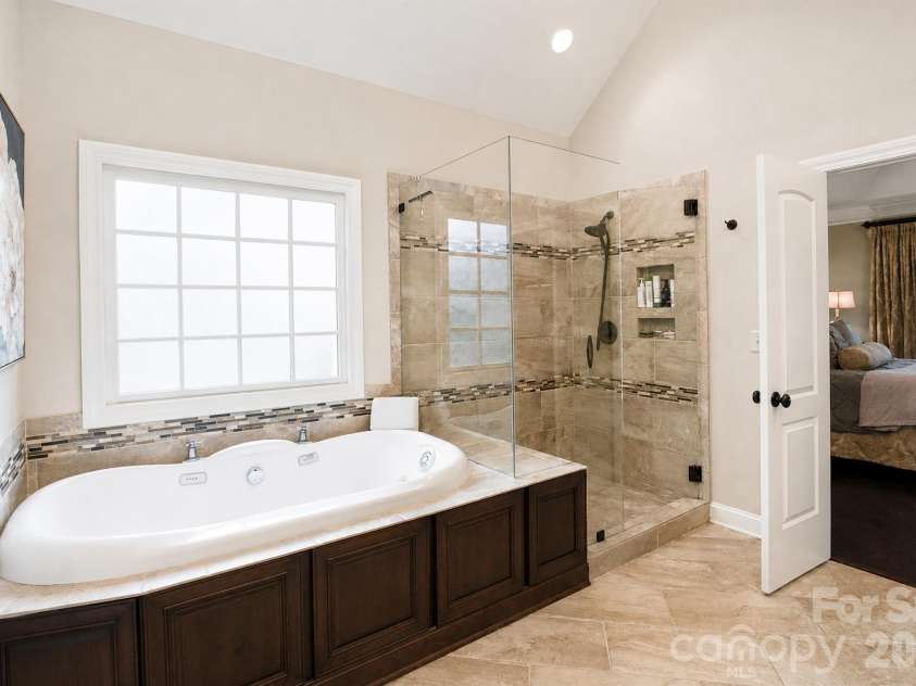 880 Hickory Stick Drive, Fort Mill, SC 29715.  MLS# CAR4379413, YatesRealty ID 30693. 