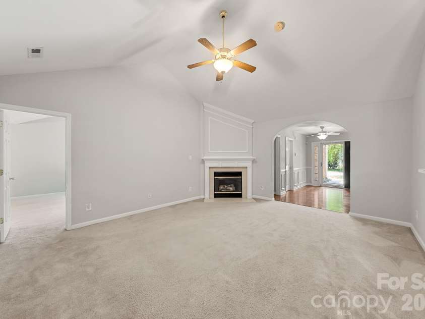 1437 Deer Forest Drive, Fort Mill, SC 29707.  MLS# CAR4385819, YatesRealty ID 30694. Fireplace