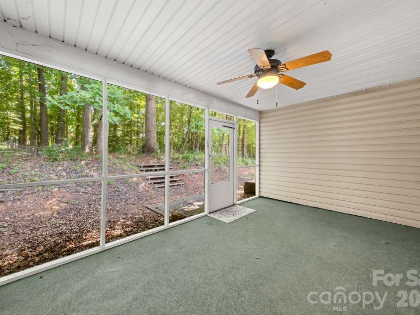 1437 Deer Forest Drive, Fort Mill, SC 29707.  MLS# CAR4385819, YatesRealty ID 30694. Screened Porch