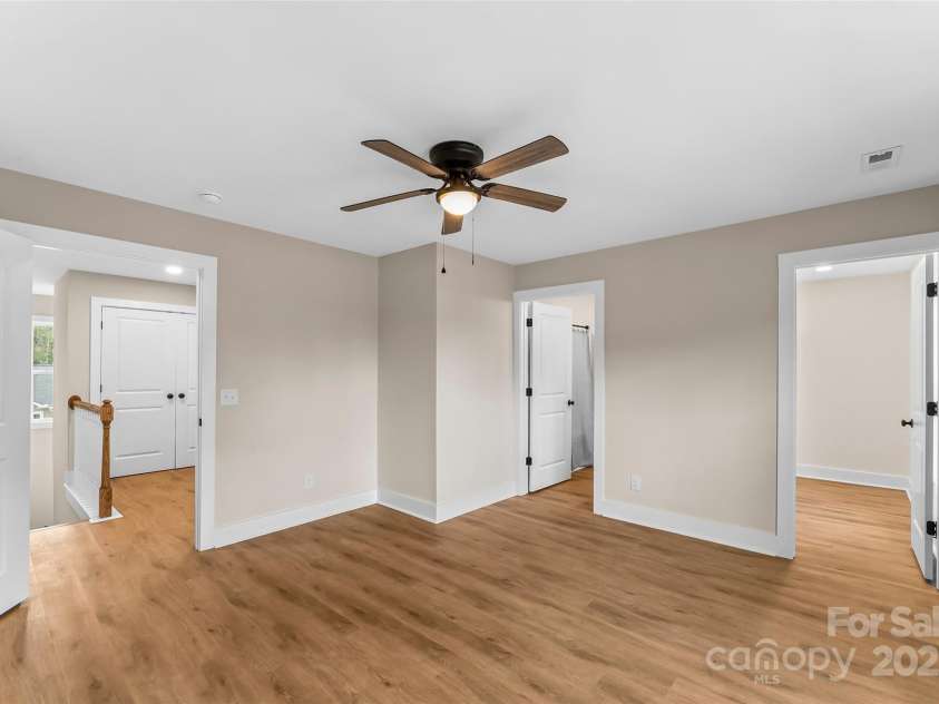 206 Beacon Avenue, Morganton, NC 28655.  MLS# CAR4287658, YatesRealty ID 30694. 