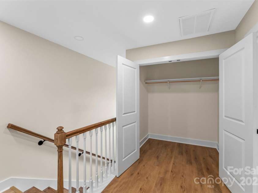 206 Beacon Avenue, Morganton, NC 28655.  MLS# CAR4287658, YatesRealty ID 30694. 