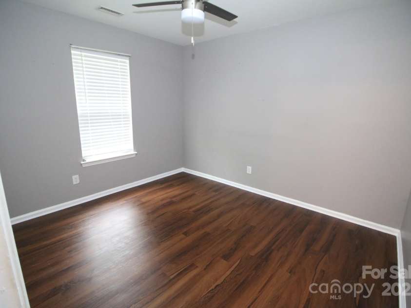 6202 Cottageville Lane, Charlotte, NC 28208.  MLS# CAR4288230, YatesRealty ID 30696. 