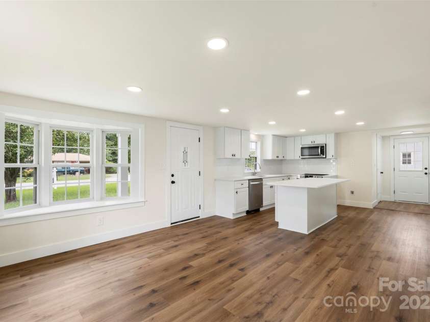 3114 Taxahaw Road, Lancaster, SC 29720.  MLS# CAR4287263, YatesRealty ID 30699. 