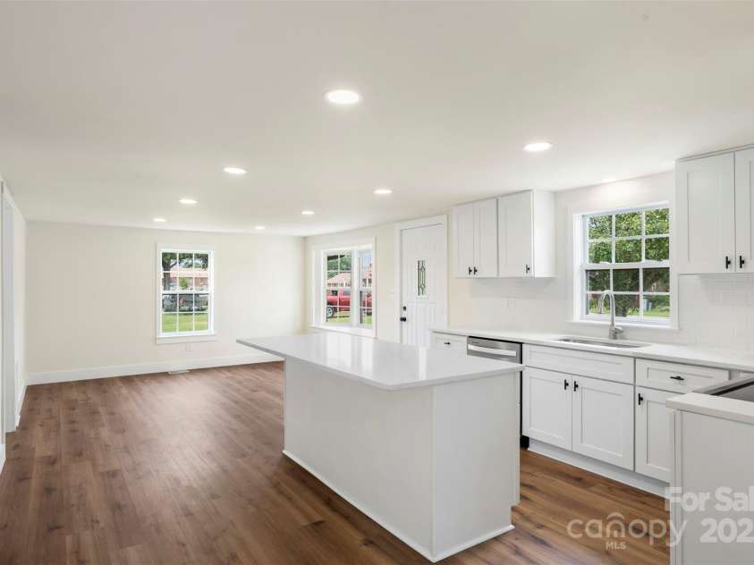 3114 Taxahaw Road, Lancaster, SC 29720.  MLS# CAR4287263, YatesRealty ID 30699. 