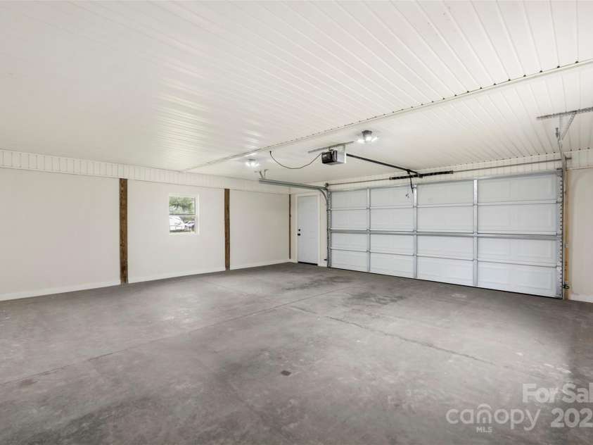 3114 Taxahaw Road, Lancaster, SC 29720.  MLS# CAR4287263, YatesRealty ID 30699. 