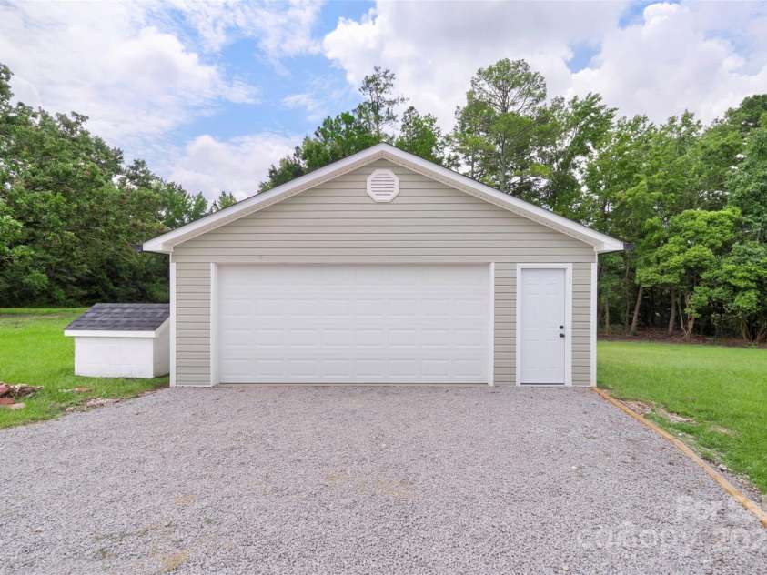 3114 Taxahaw Road, Lancaster, SC 29720.  MLS# CAR4287263, YatesRealty ID 30699. 