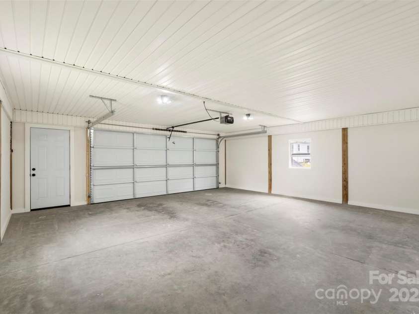 3114 Taxahaw Road, Lancaster, SC 29720.  MLS# CAR4287263, YatesRealty ID 30699. 