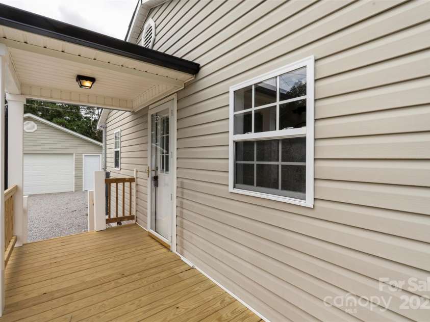 3114 Taxahaw Road, Lancaster, SC 29720.  MLS# CAR4287263, YatesRealty ID 30699. 