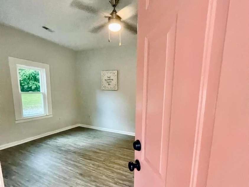 357 Huger Street, Cheraw, SC 29520.  MLS# CAR4258094, YatesRealty ID 3070. 