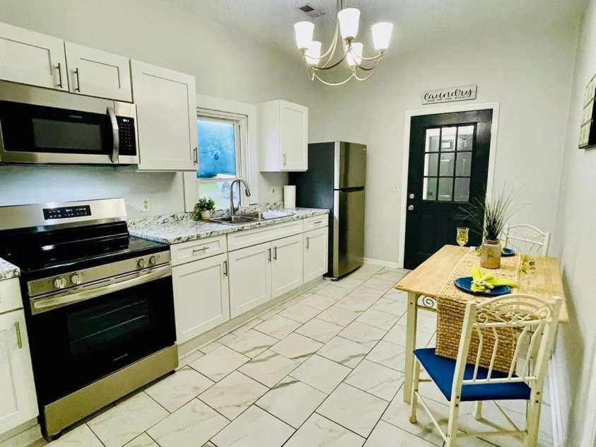 357 Huger Street, Cheraw, SC 29520.  MLS# CAR4258094, YatesRealty ID 3070. 