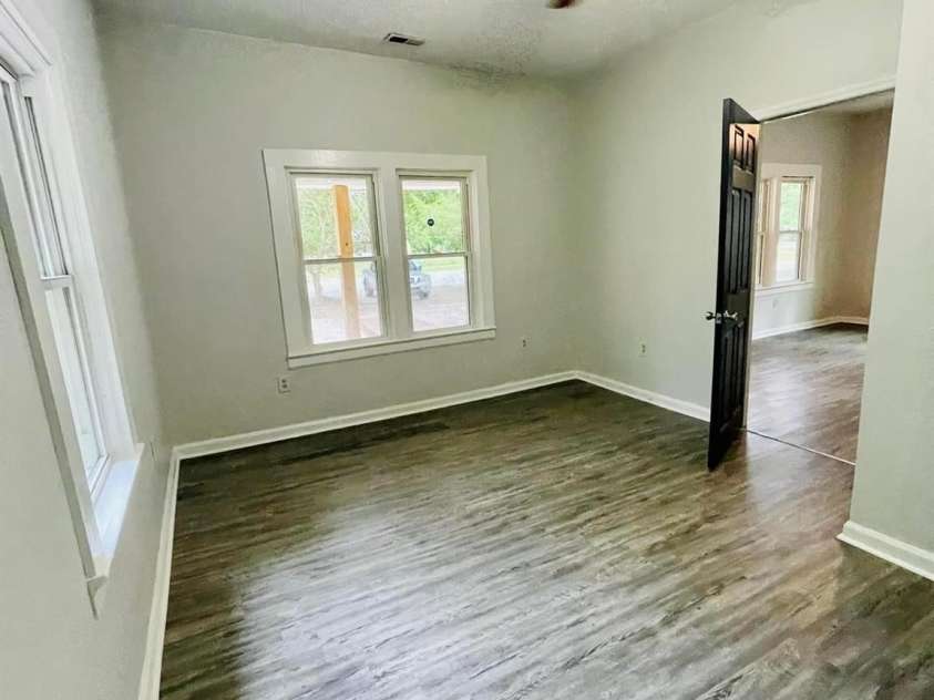 357 Huger Street, Cheraw, SC 29520.  MLS# CAR4258094, YatesRealty ID 3070. 