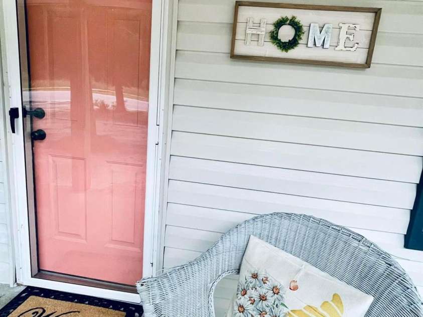 357 Huger Street, Cheraw, SC 29520.  MLS# CAR4258094, YatesRealty ID 3070. 