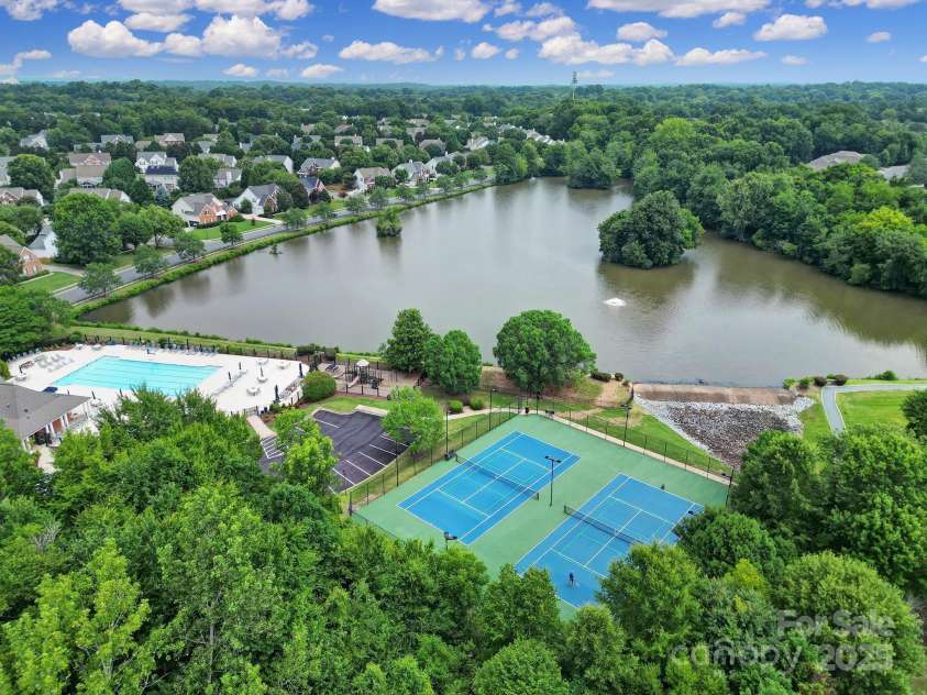 10220 Chilvary Drive, Charlotte, NC 28277.  MLS# CAR4277946, YatesRealty ID 30700. 
