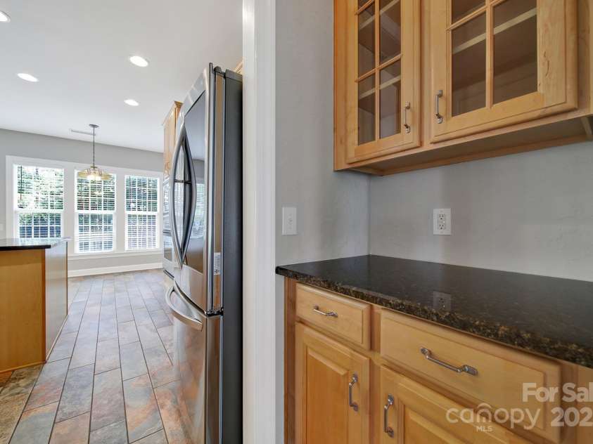 10220 Chilvary Drive, Charlotte, NC 28277.  MLS# CAR4277946, YatesRealty ID 30700. 