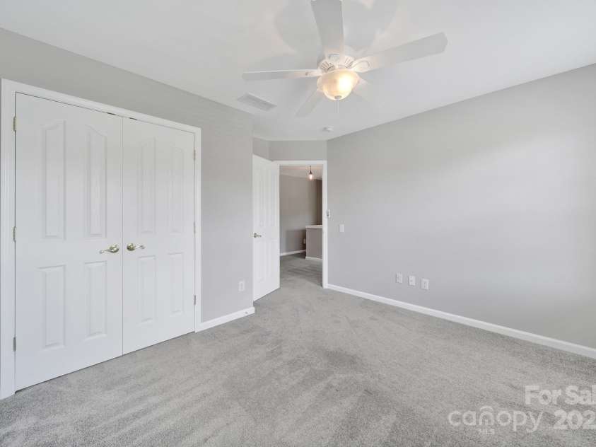 10220 Chilvary Drive, Charlotte, NC 28277.  MLS# CAR4277946, YatesRealty ID 30700. 