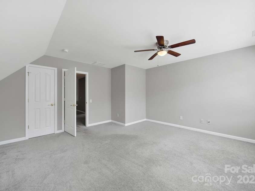 10220 Chilvary Drive, Charlotte, NC 28277.  MLS# CAR4277946, YatesRealty ID 30700. 