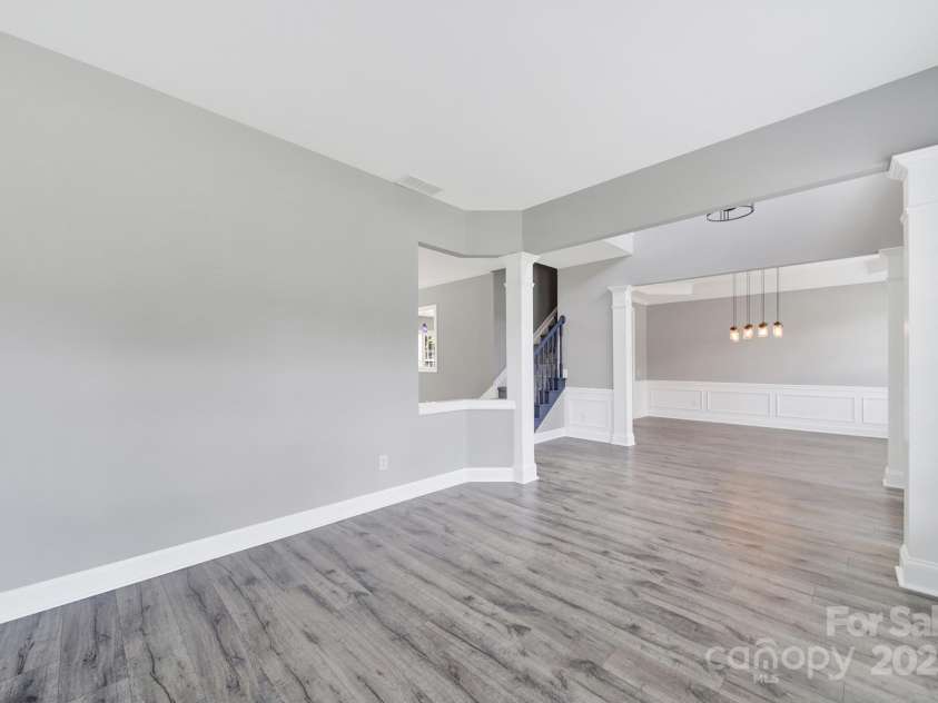 10220 Chilvary Drive, Charlotte, NC 28277.  MLS# CAR4277946, YatesRealty ID 30700. 