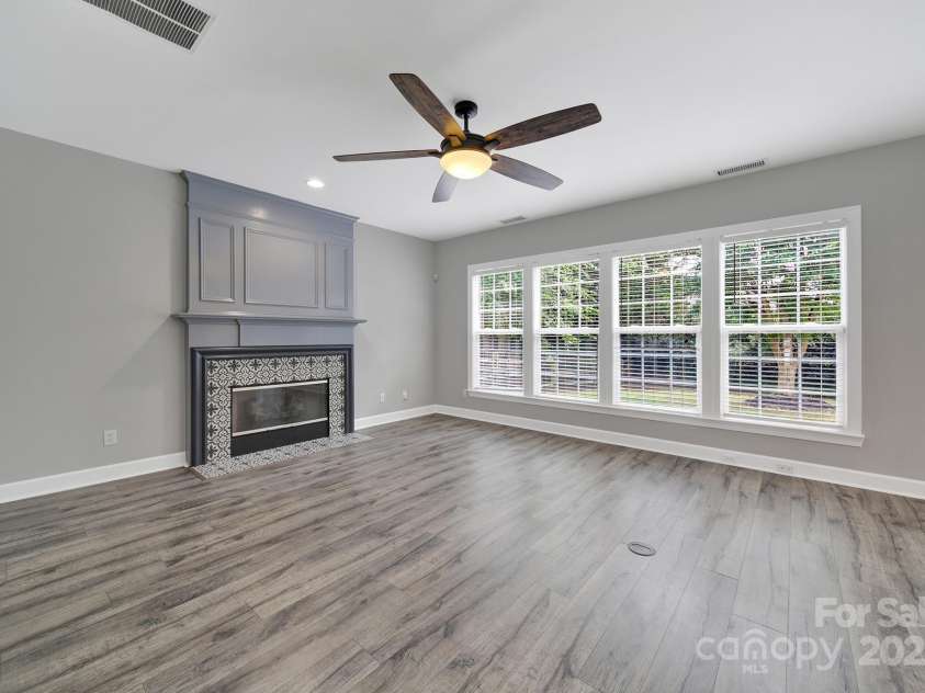 10220 Chilvary Drive, Charlotte, NC 28277.  MLS# CAR4277946, YatesRealty ID 30700. 
