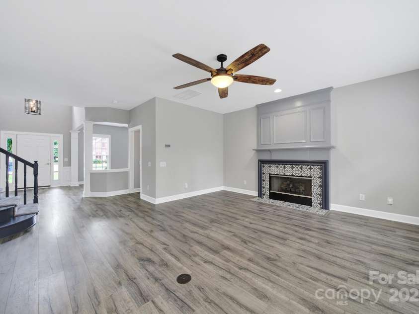 10220 Chilvary Drive, Charlotte, NC 28277.  MLS# CAR4277946, YatesRealty ID 30700. 
