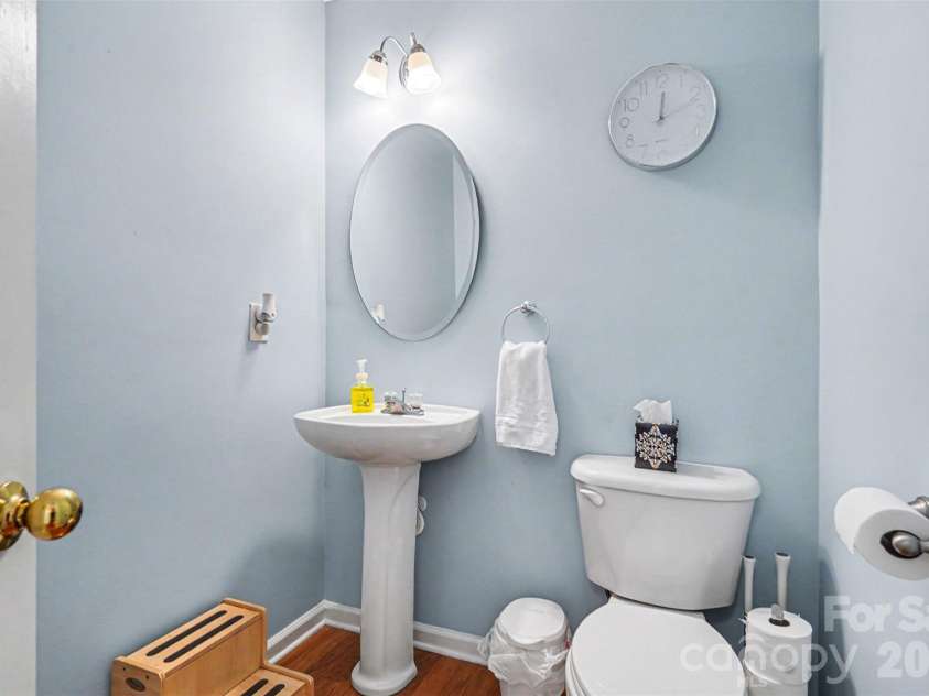 6019 Firethorne Lane, Concord, NC 28025.  MLS# CAR4391302, YatesRealty ID 30700. Half bath on main floor