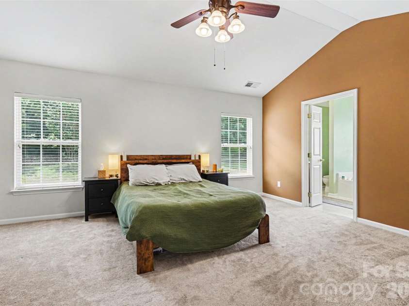 6019 Firethorne Lane, Concord, NC 28025.  MLS# CAR4391302, YatesRealty ID 30700. Primary Bedroom