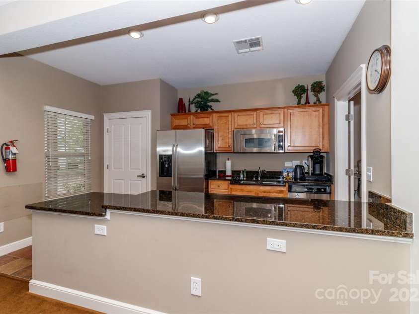 4423 Parkgate Drive, Matthews, NC 28105.  MLS# CAR4286068, YatesRealty ID 30702. Clubhouse 