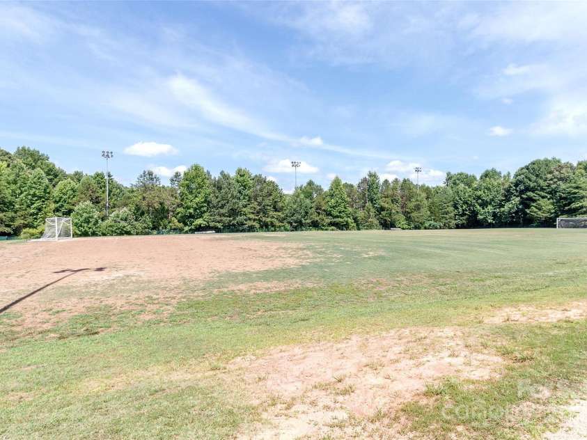 4423 Parkgate Drive, Matthews, NC 28105.  MLS# CAR4286068, YatesRealty ID 30702. Clubhouse