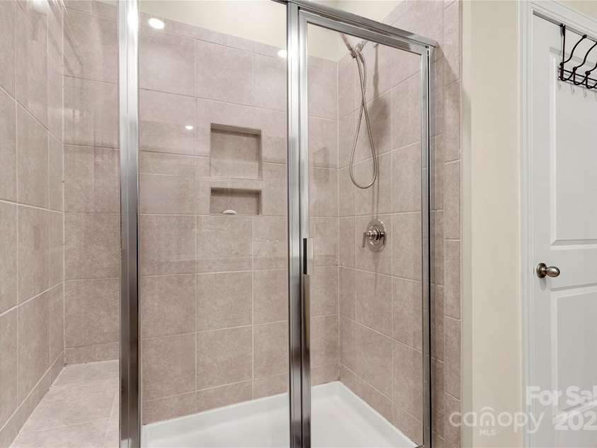 4147 Canopy Creek Drive, Denver, NC 28037.  MLS# CAR4285916, YatesRealty ID 30703. 