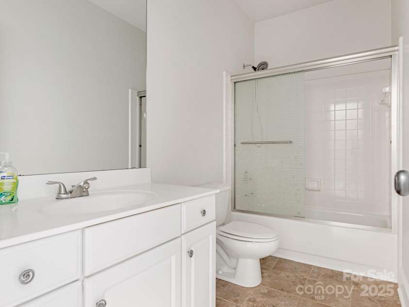 2617 Greyabby Court, Charlotte, NC 28270.  MLS# CAR4282748, YatesRealty ID 30704. Full bath