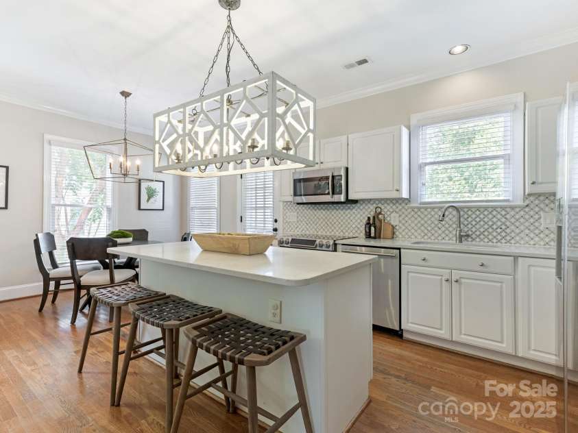2617 Greyabby Court, Charlotte, NC 28270.  MLS# CAR4282748, YatesRealty ID 30704. Kitchen